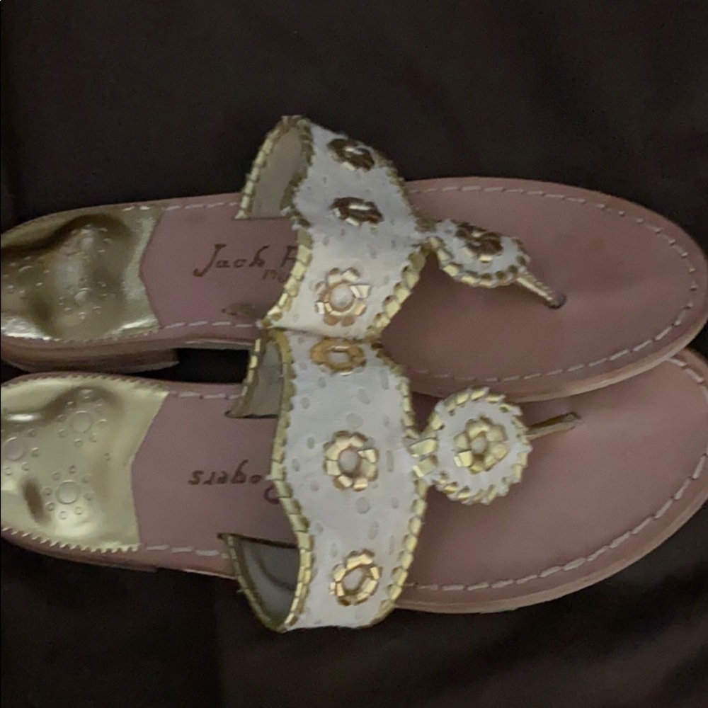 Euc Jack Rogers 9.5 gold